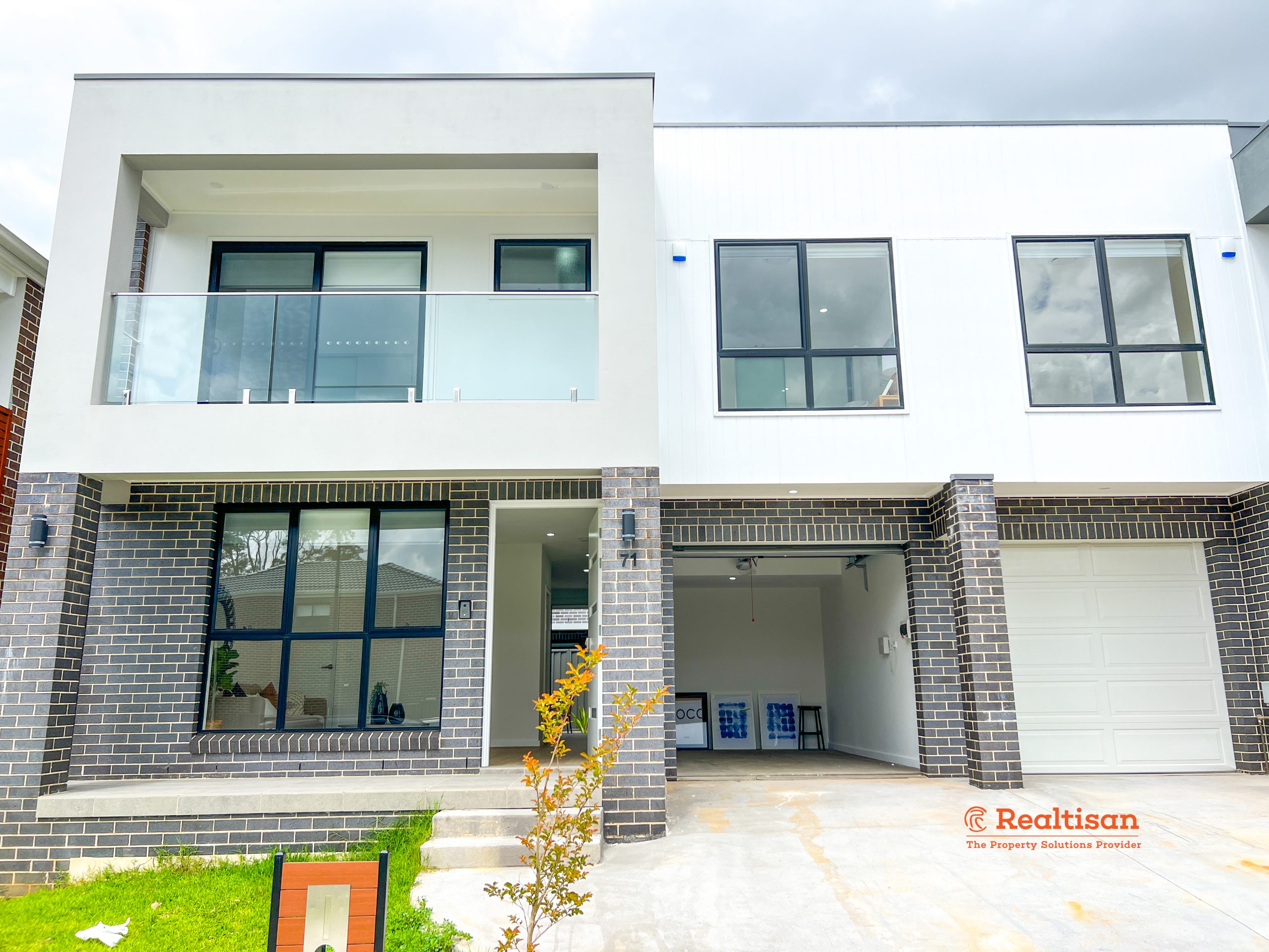 $789K Townhouse/ Duplex/ Freestanding House – 3Km to Tallawong Metro Station