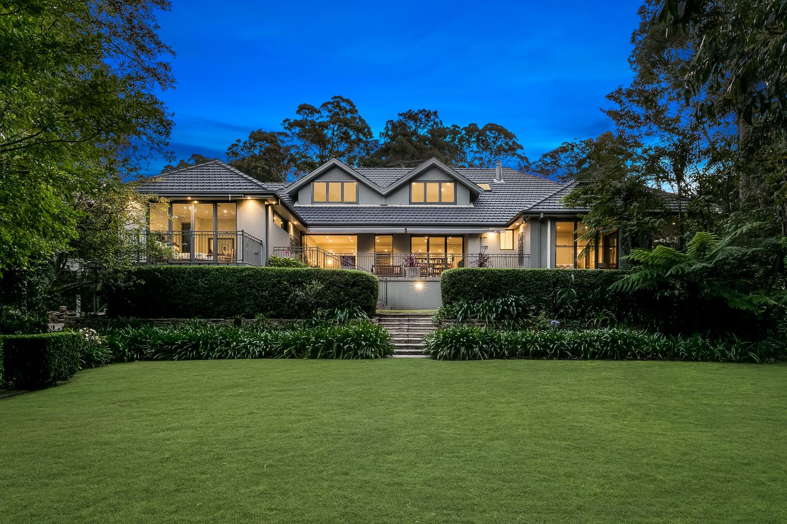 Rising housing prices in Australia persist due to five key factors, including housing supply shortages and a substantial increase in population– Sydney auction clearance rate reaches 66%